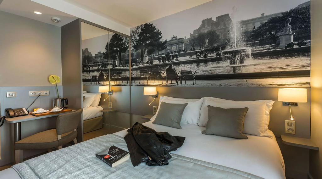 2 Bedrooms Apartment