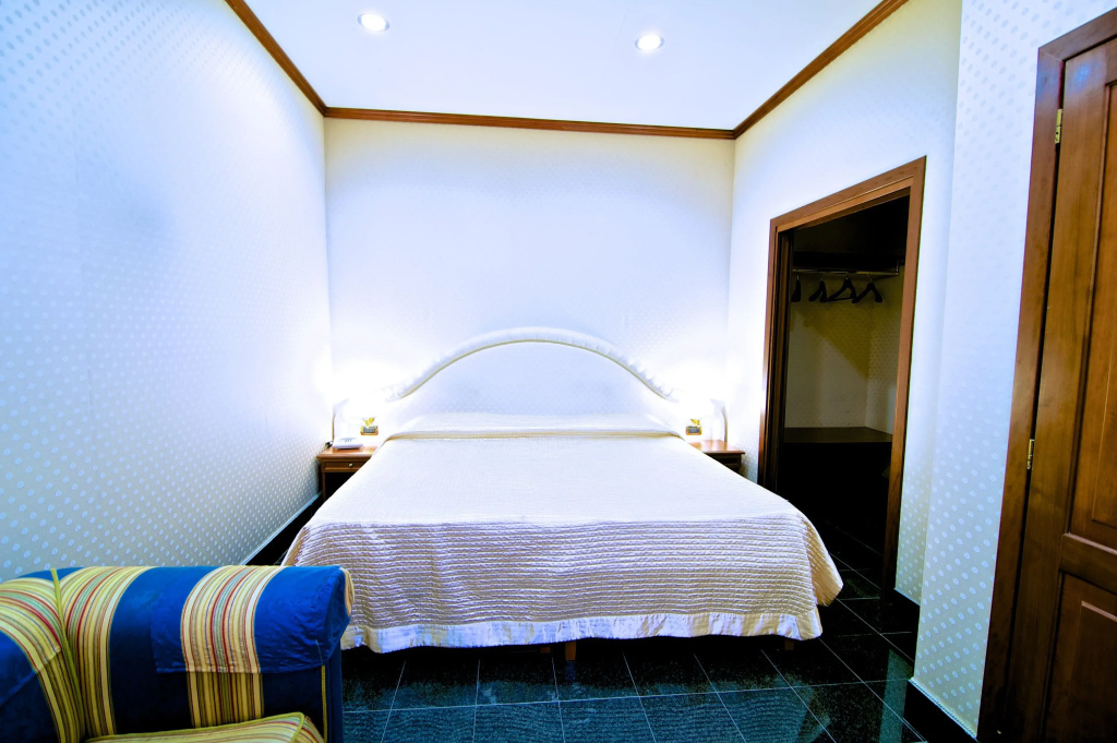 Standard Double Basement room (full double bed)