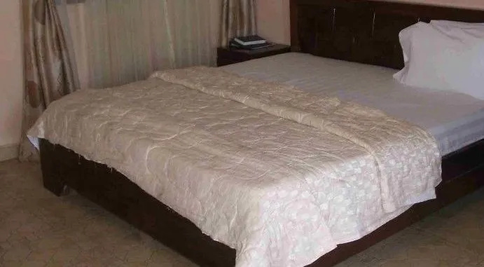 Nhyira Hotel - Chambres