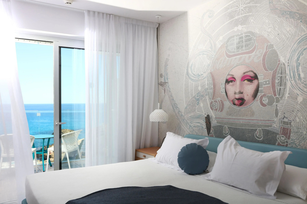 Superior Double room full double bed