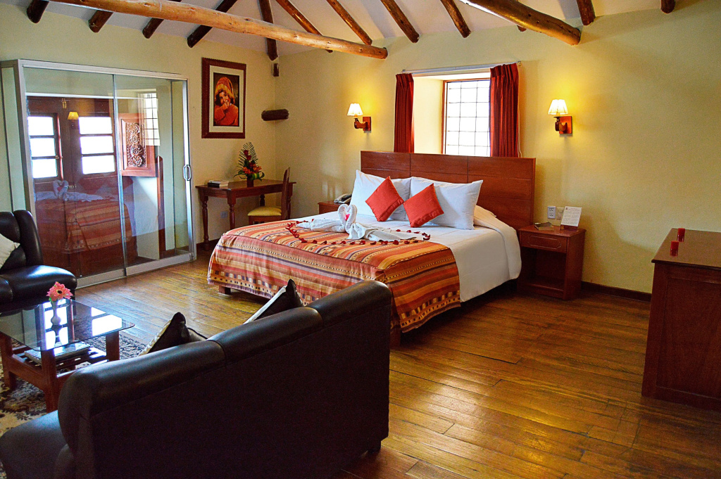 Suite with balcony