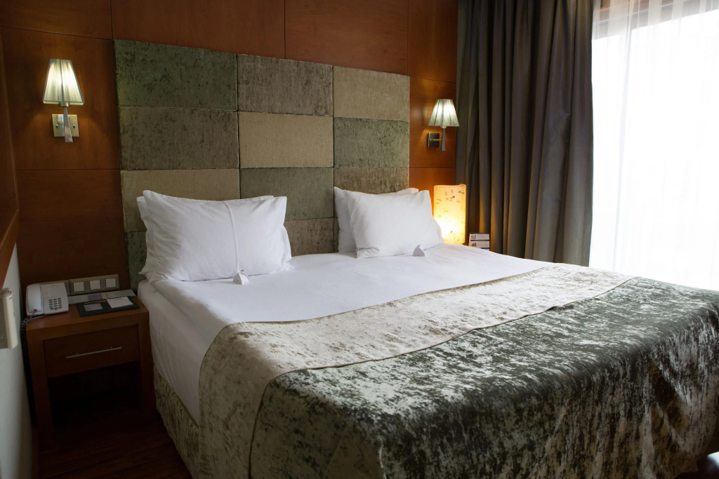 Standard Double room (full double bed)