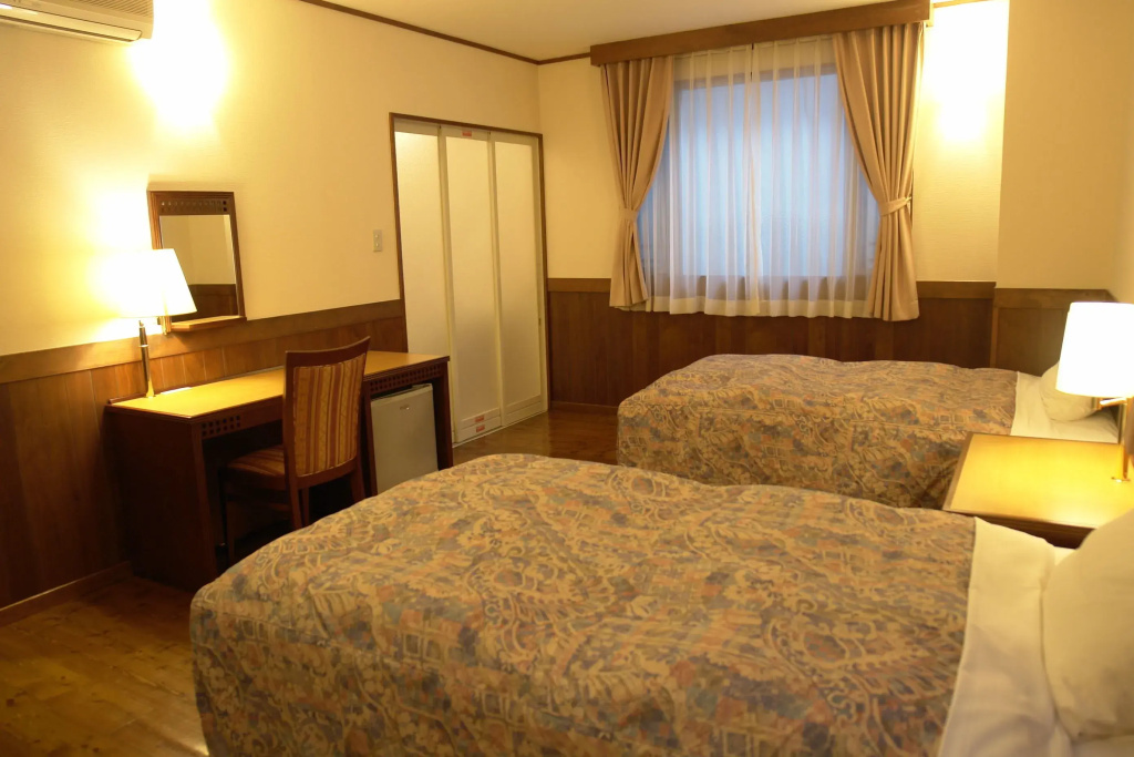 Deluxe Double room (twin beds)