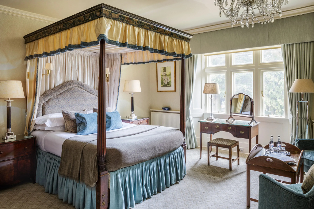 Deluxe Double room (full double bed)
