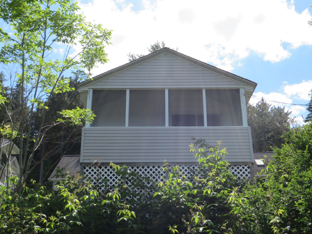 2 Bedrooms Cottage with lake view