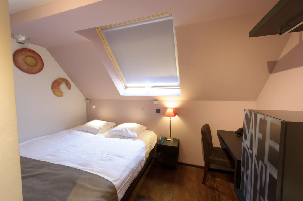 Economy Double room (full double bed)