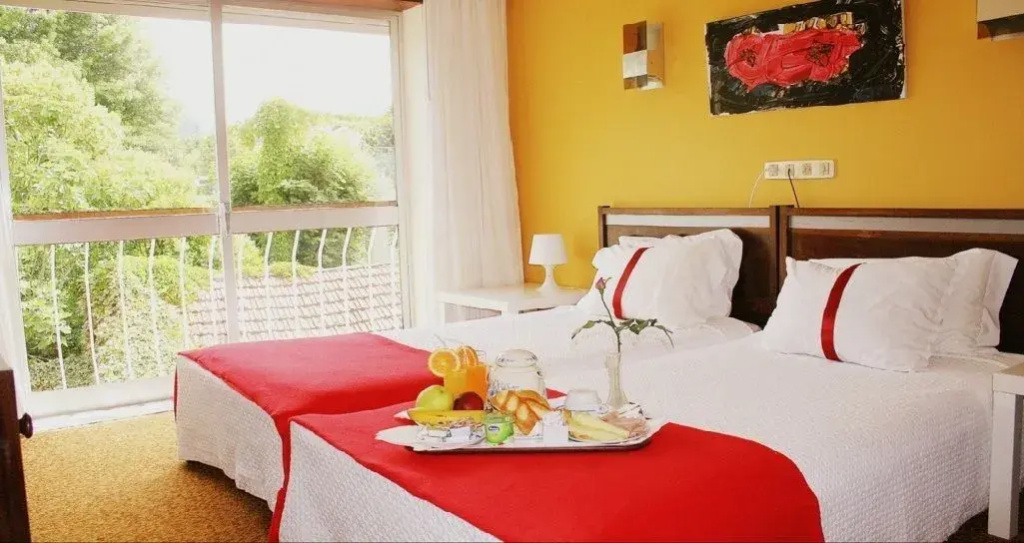 Corredoura Garden Alojamento - Chambres