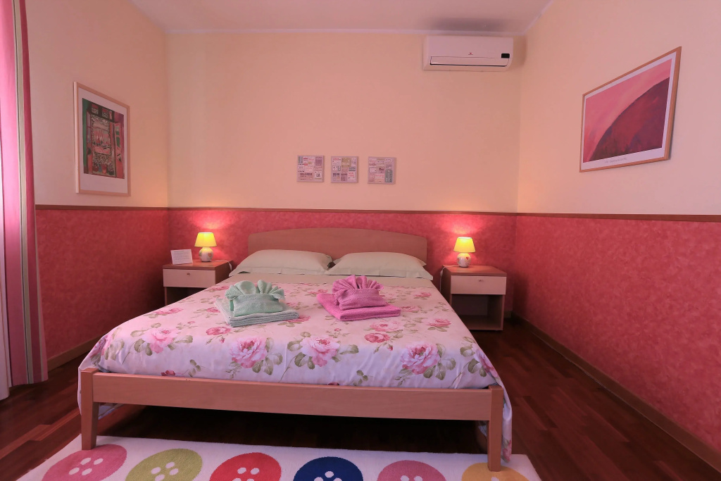 Comfort Double room (full double bed)