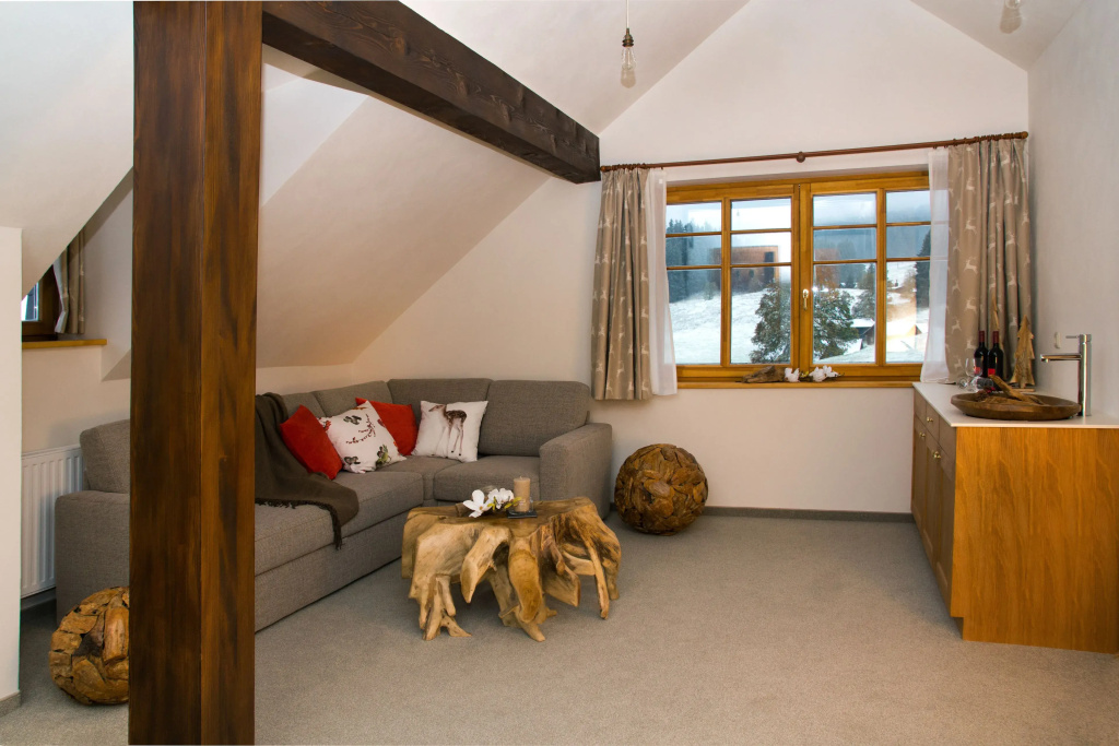 Luxury Suite with mountain view