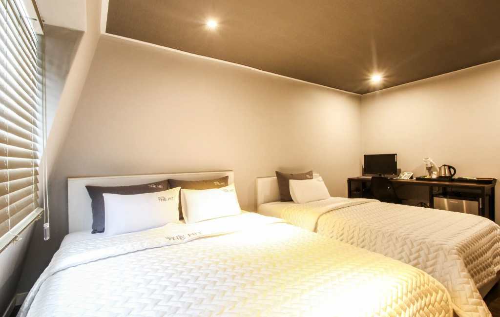 Standard Double room (twin beds)