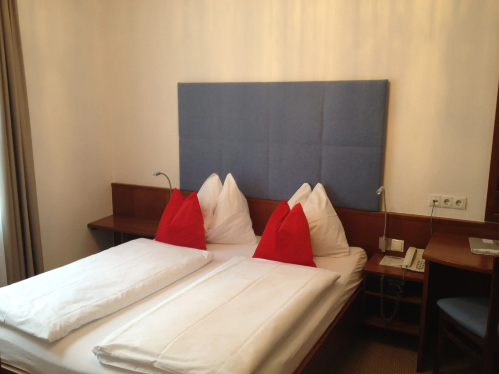 Altstadthotel Weisse Taube - Chambres