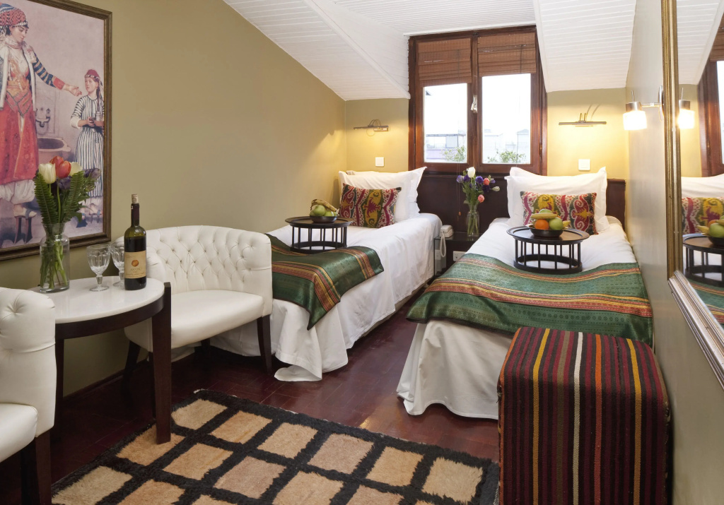 Standard Double room (twin beds)