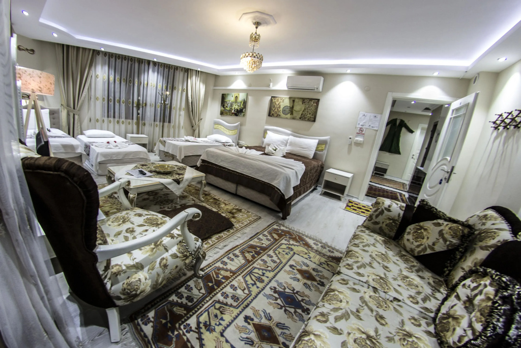 Royal Suite
