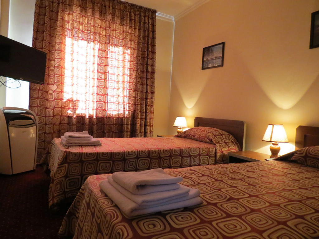 Standard Quadruple room
