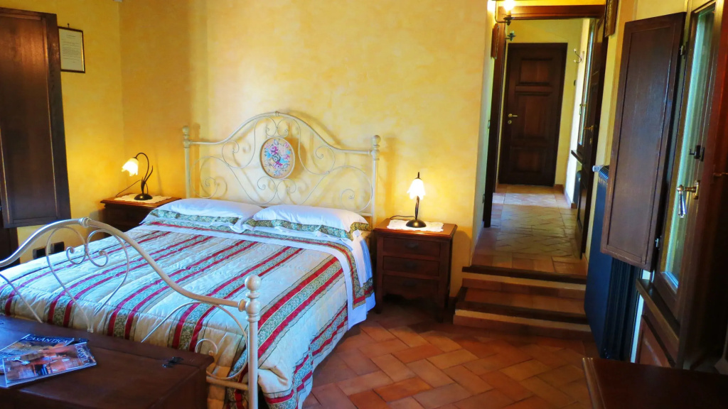 Suite with balcony