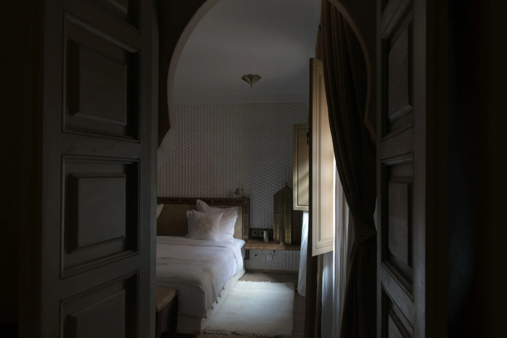 Double Suite (full double bed)