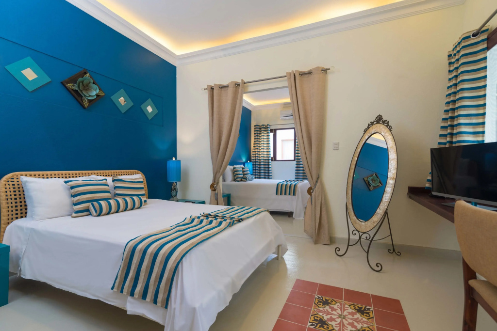 Quadruple Junior Suite