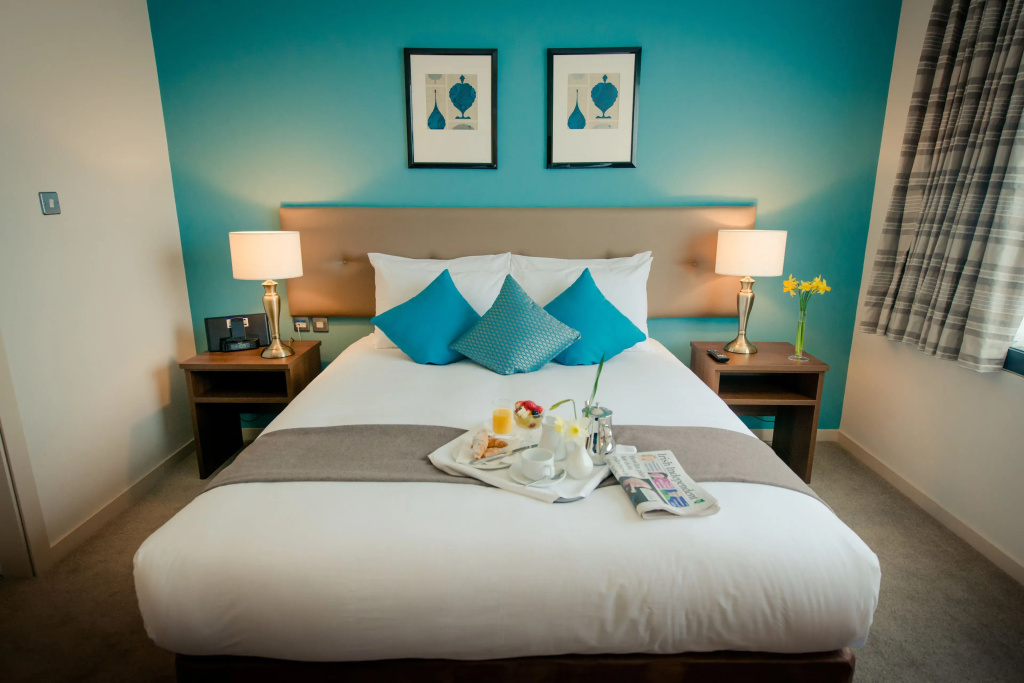 Executive Double room (full double bed)