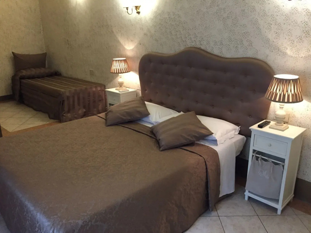 Triple Apartment