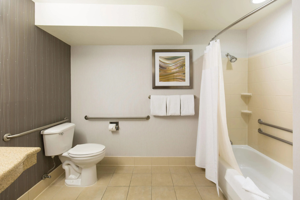 Courtyard by Marriott Ontario Rancho Cucamonga - Chambres