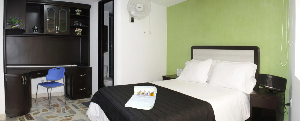 Standard Double room (full double bed)
