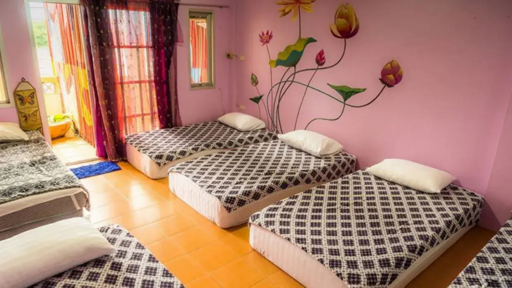 Bed in Dorm (male dorm)