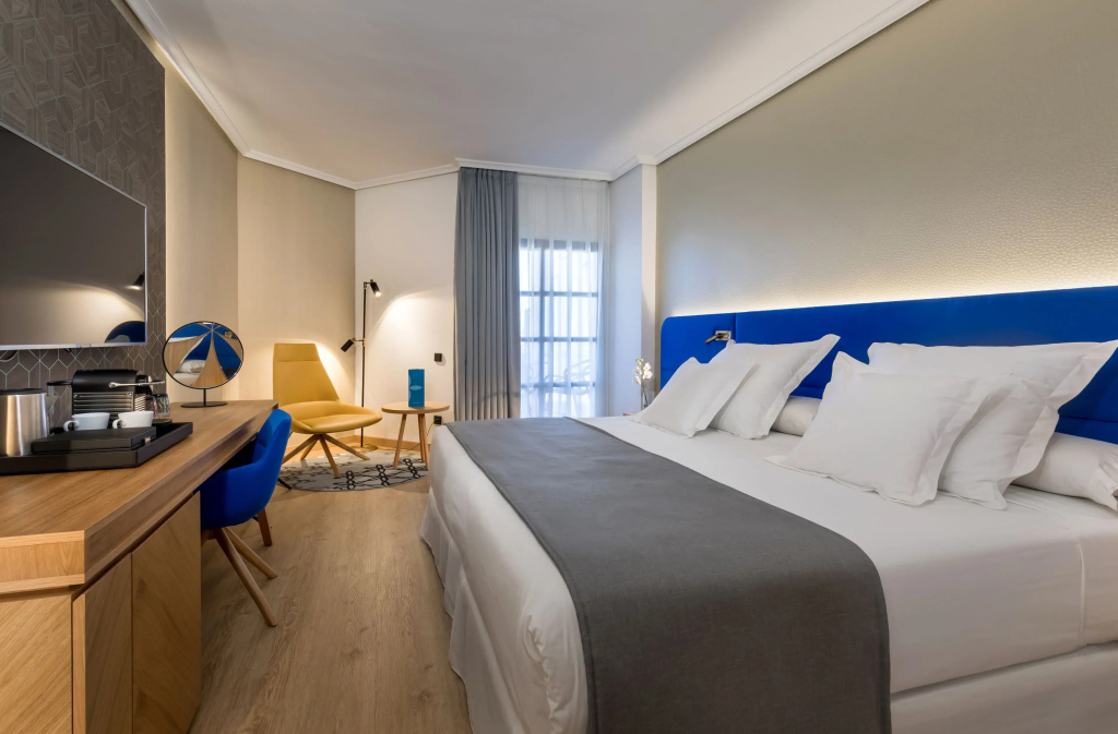Premium Double room (full double bed)