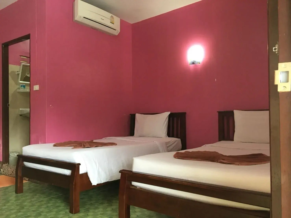 Comfort room