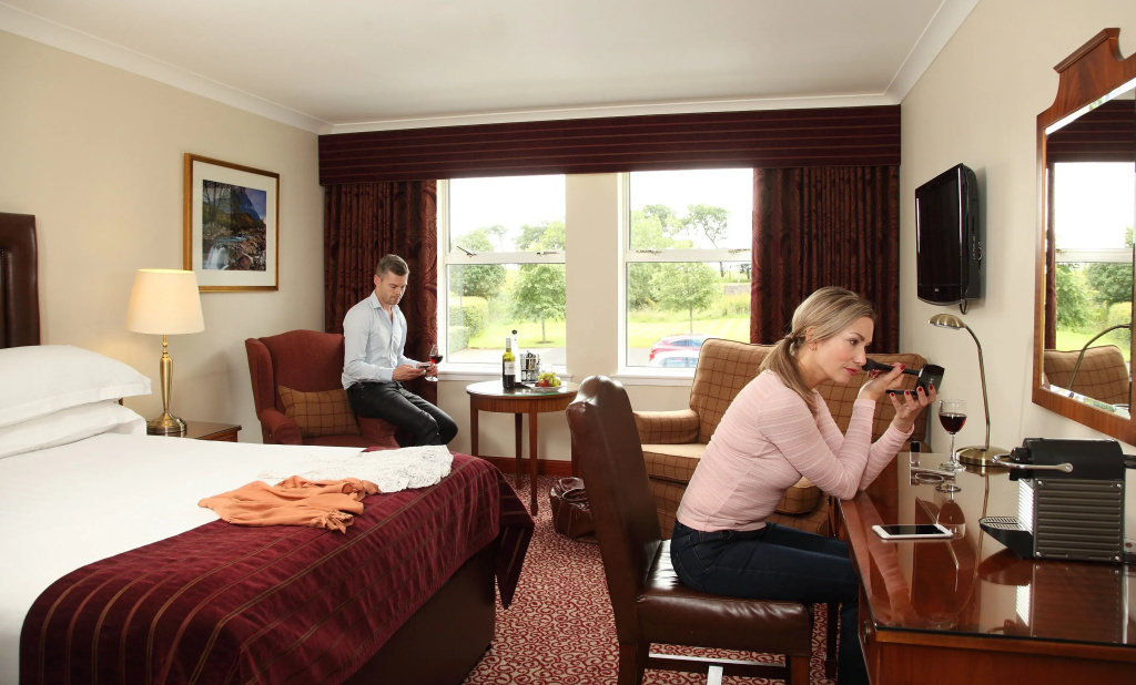 Executive Double room (full double bed)