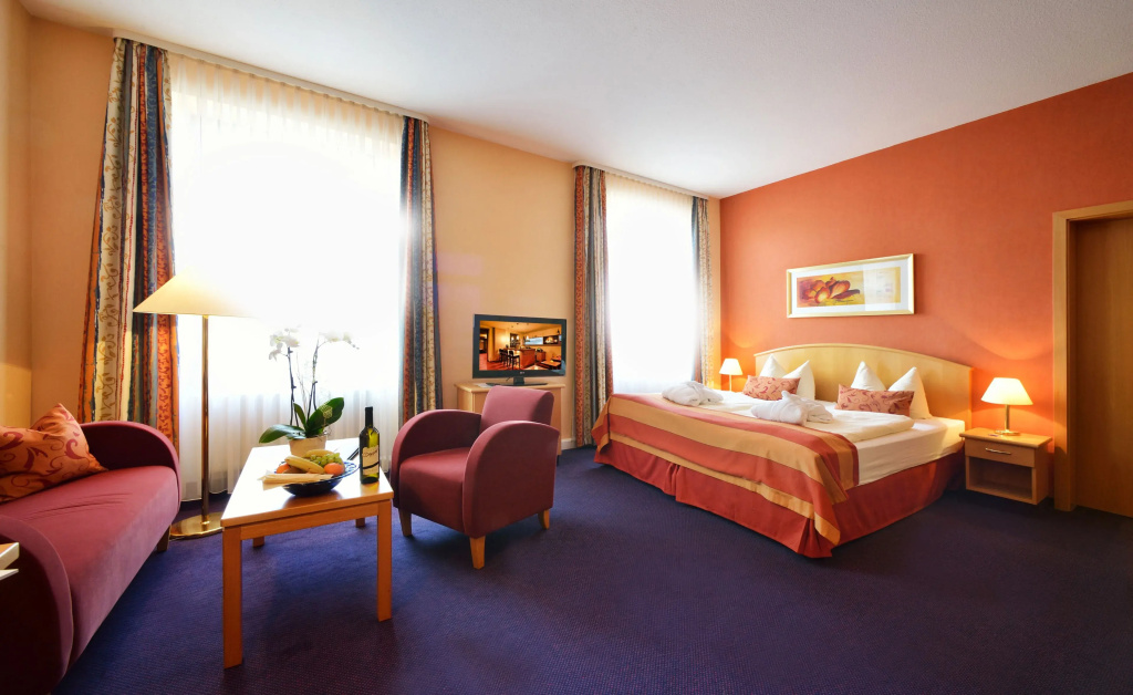 Standard Double room (full double bed)