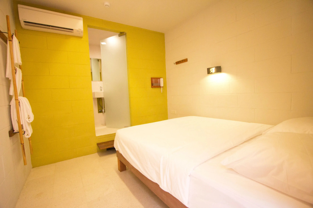 Standard Double room (full double bed)