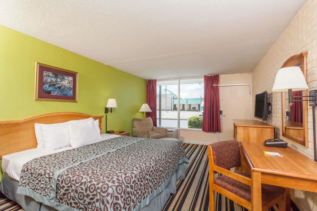 Standard Double room (full double bed)