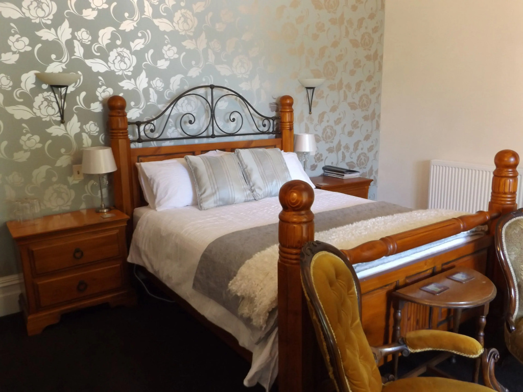 Standard Double room (full double bed)