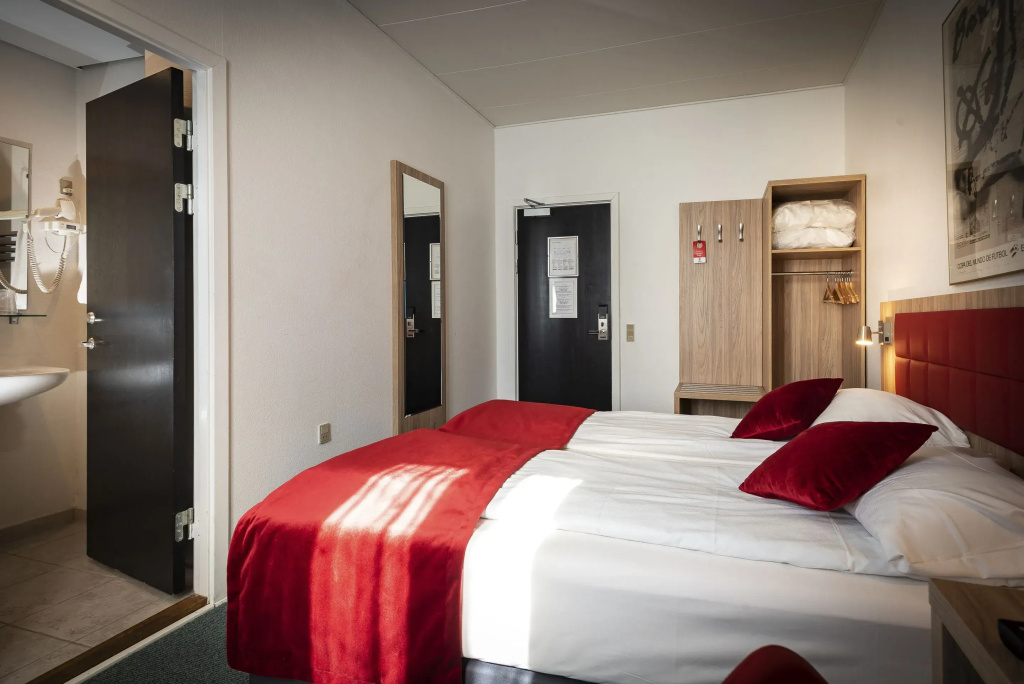 Standard Double room (twin beds)