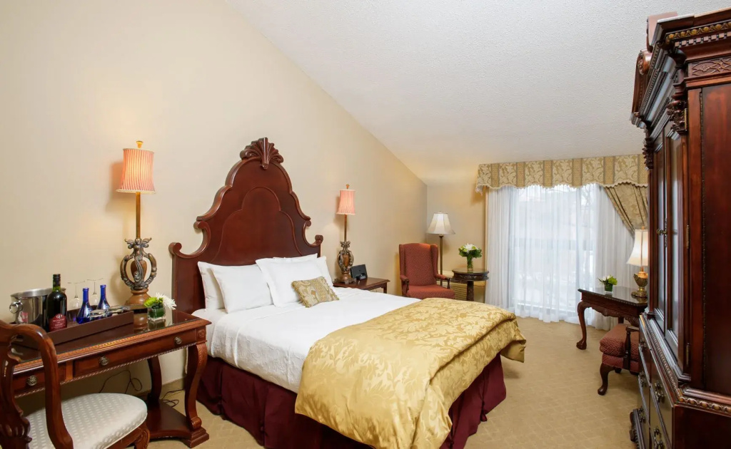 Luxury Double room (full double bed)