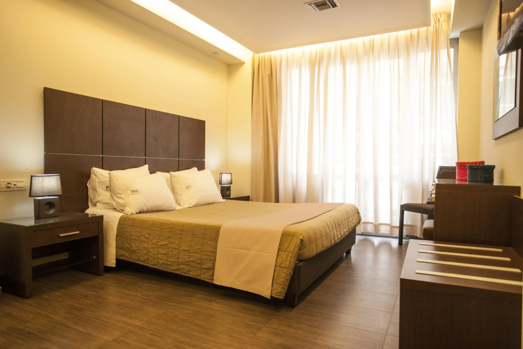1 Bedroom Standard Double room (full double bed)