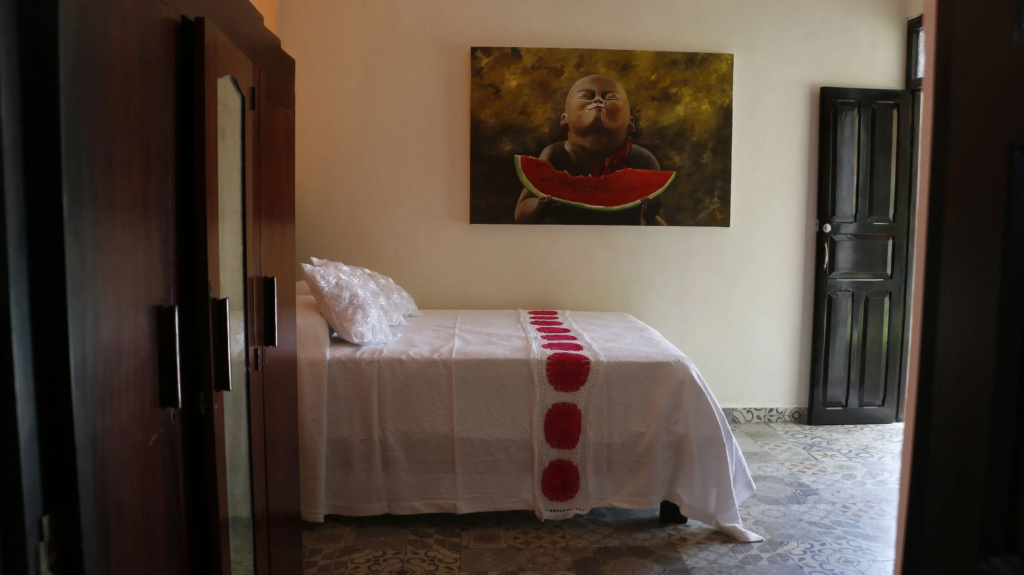 Comfort room