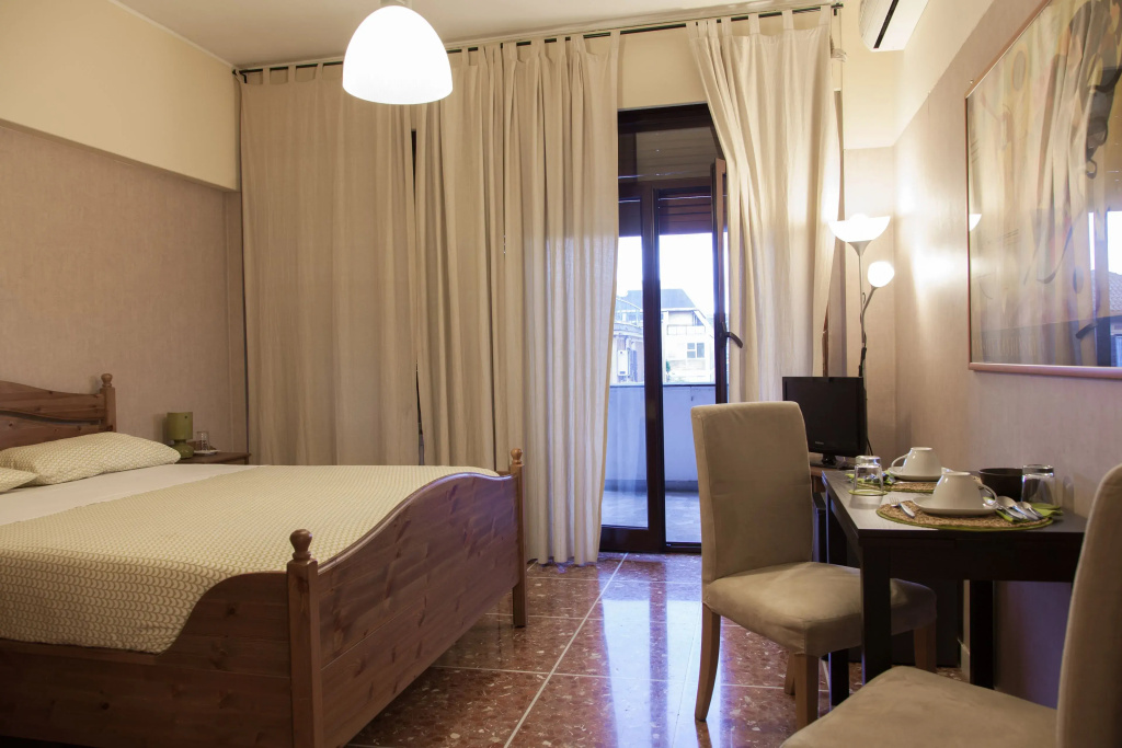 Standard Double room (full double bed)