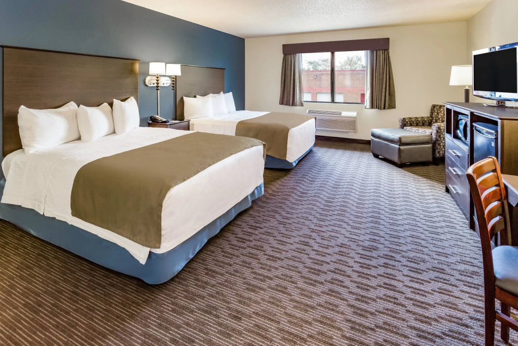 AmericInn by Wyndham Hotel and Suites Long Lake - Chambres