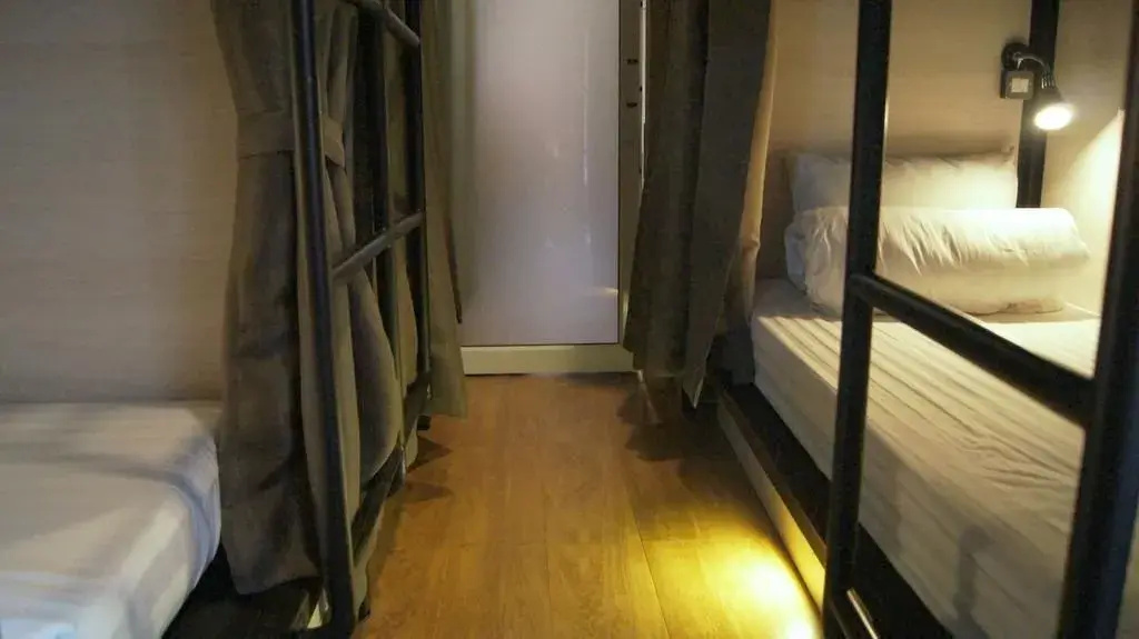 Economy room