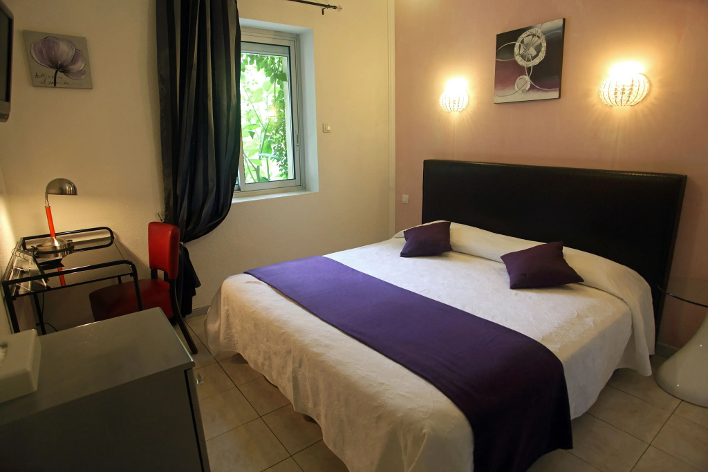 Logis Hôtel Restaurant Résidence - Chambres