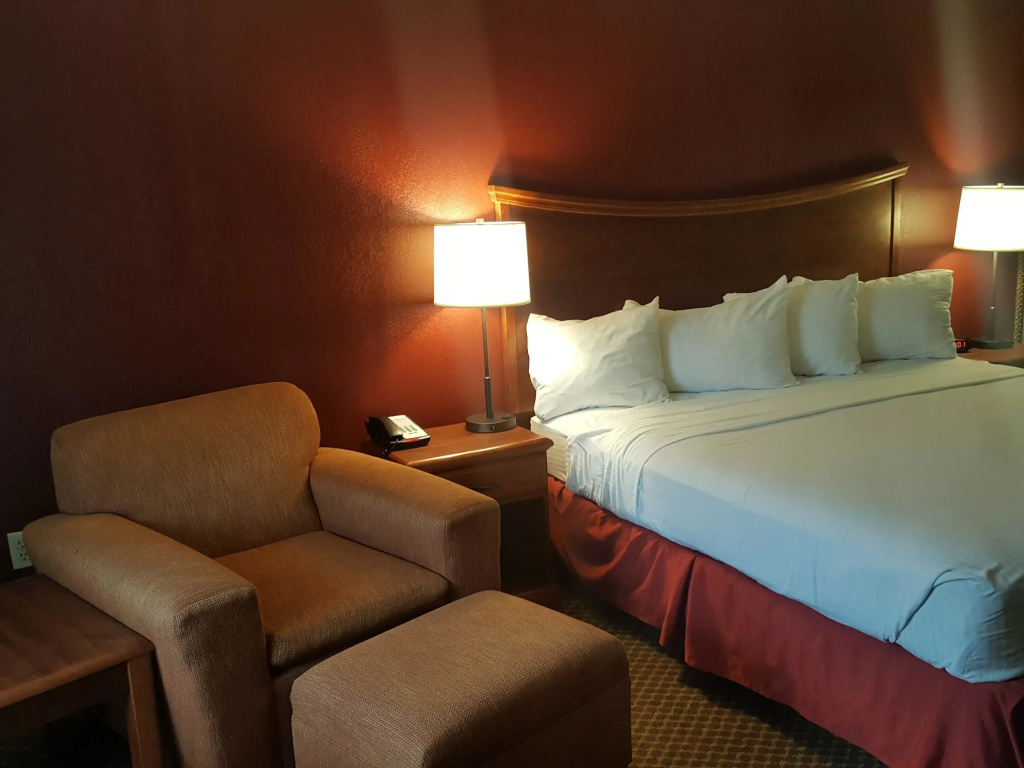 Superior Double room (full double bed)