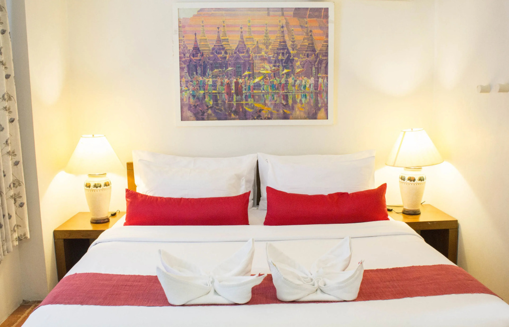 Standard Double room (full double bed)
