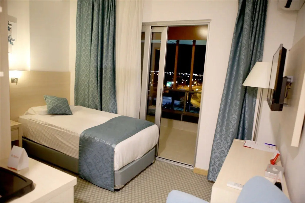 Economy Single room with city view