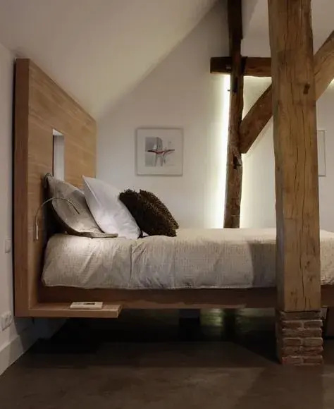 Double Suite with garden view (full double bed)