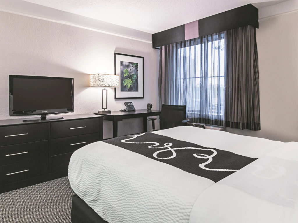 La Quinta Inn & Suites by Wyndham Detroit Utica - Chambres