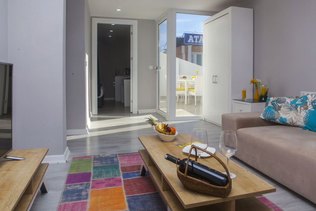 1 Bedroom Deluxe Suite