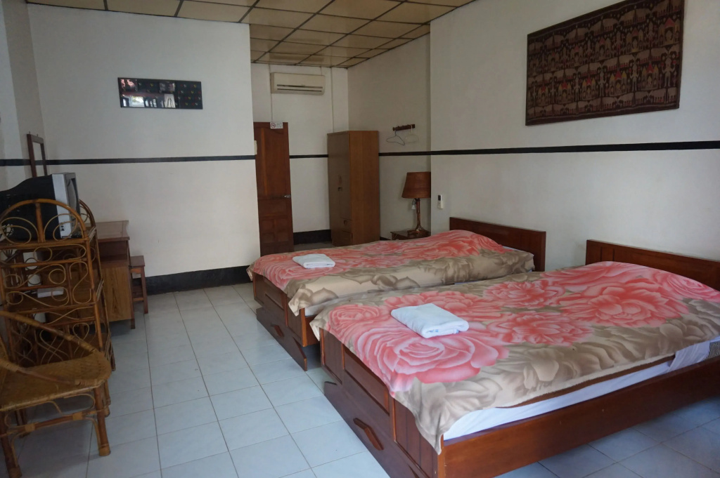 Double Bungalow (twin beds)