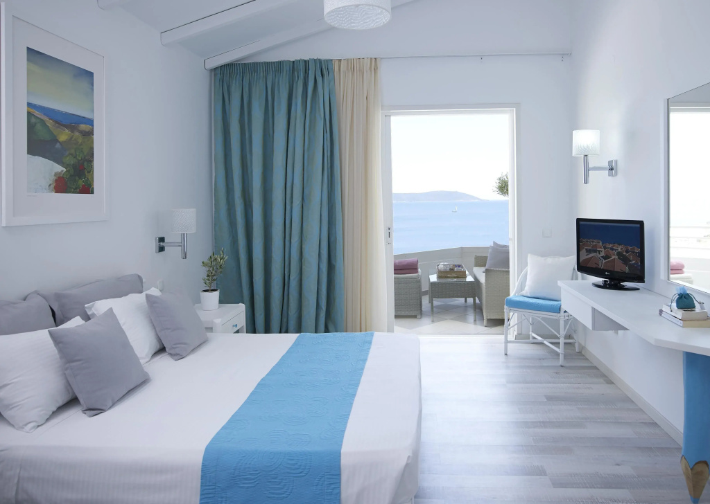 Standard room with sea view