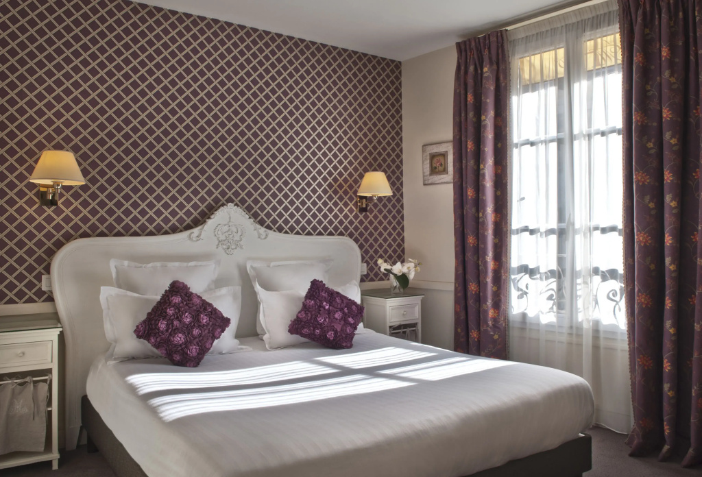 Hotel de La Motte Picquet 43